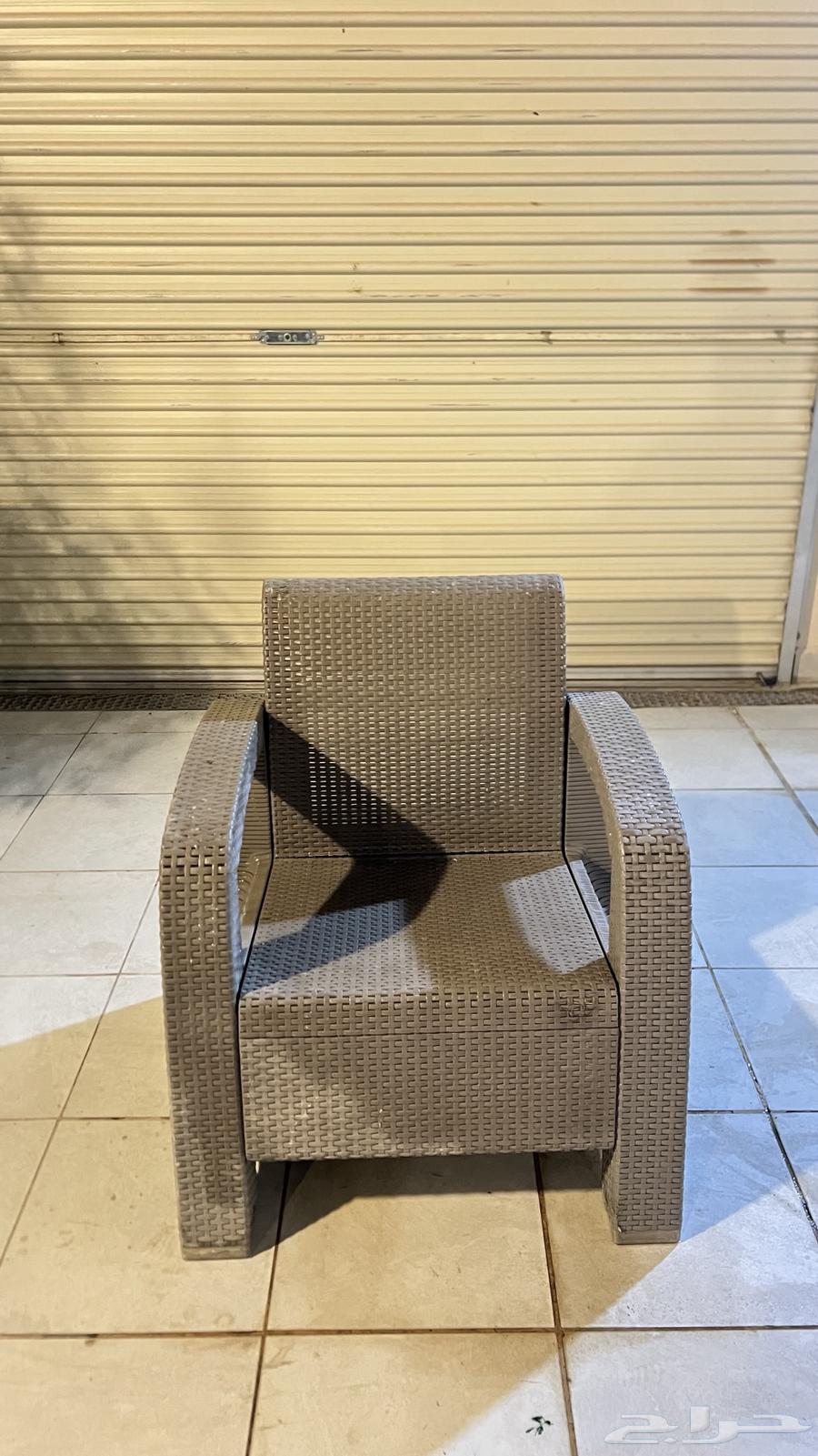 Outdoor seating chairs and serving table64541508612865112