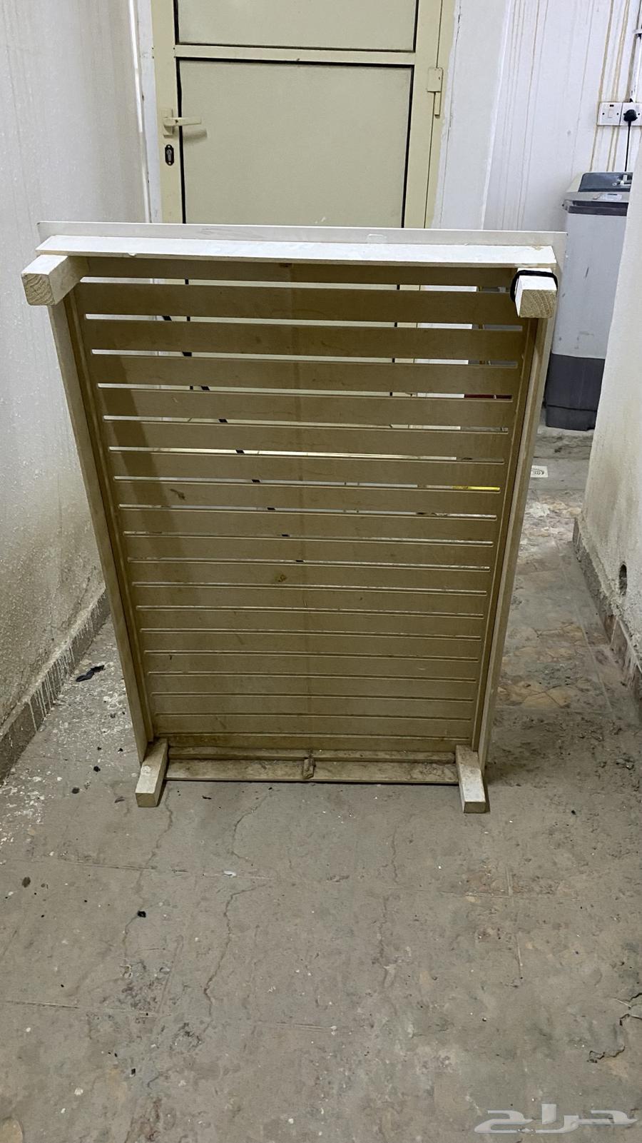 طاوله للبيع64541665249537111