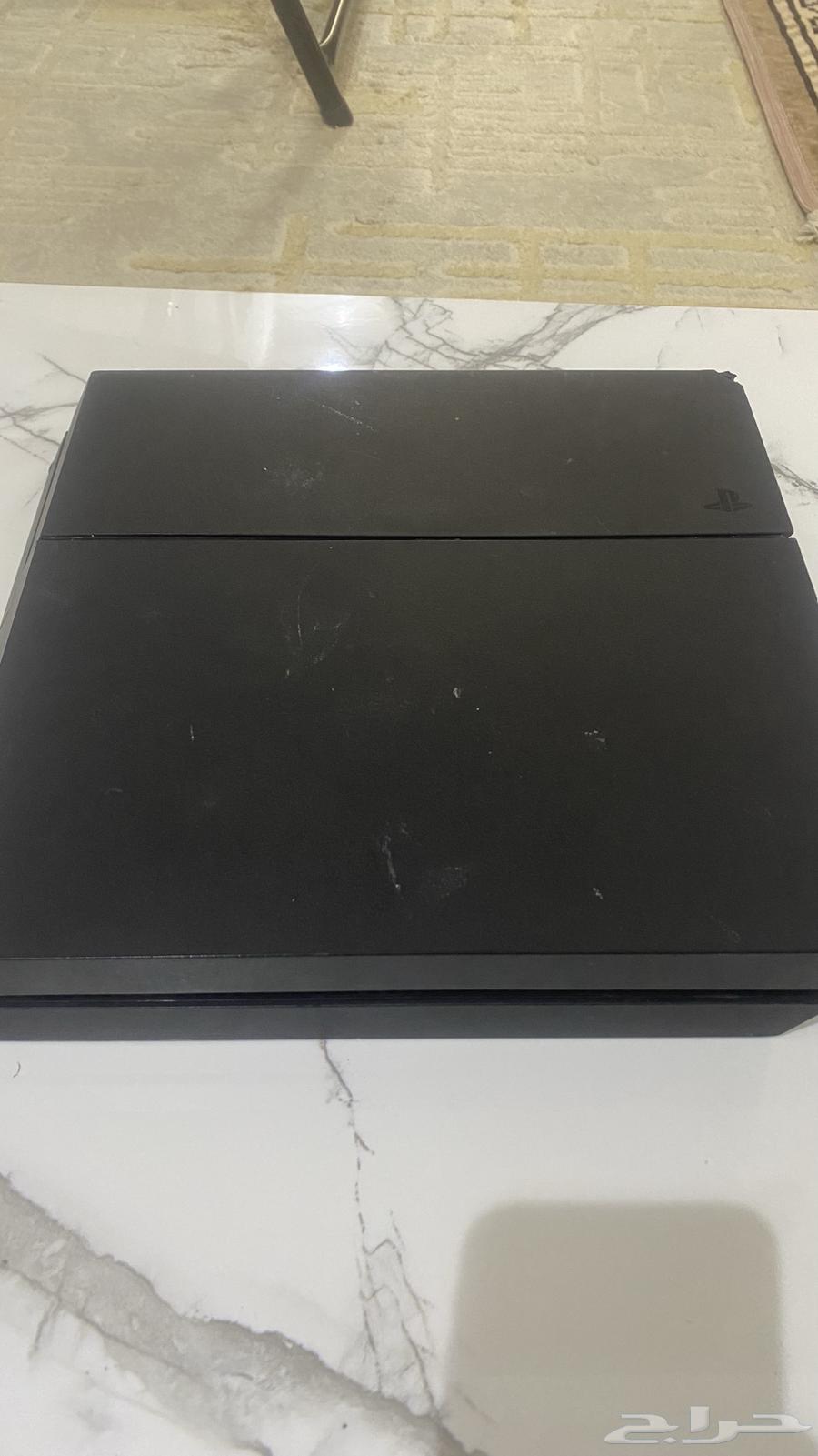 سوني فور مستعمل نضيف قابل لتفاوض تواصل   معه يد64540524254467114