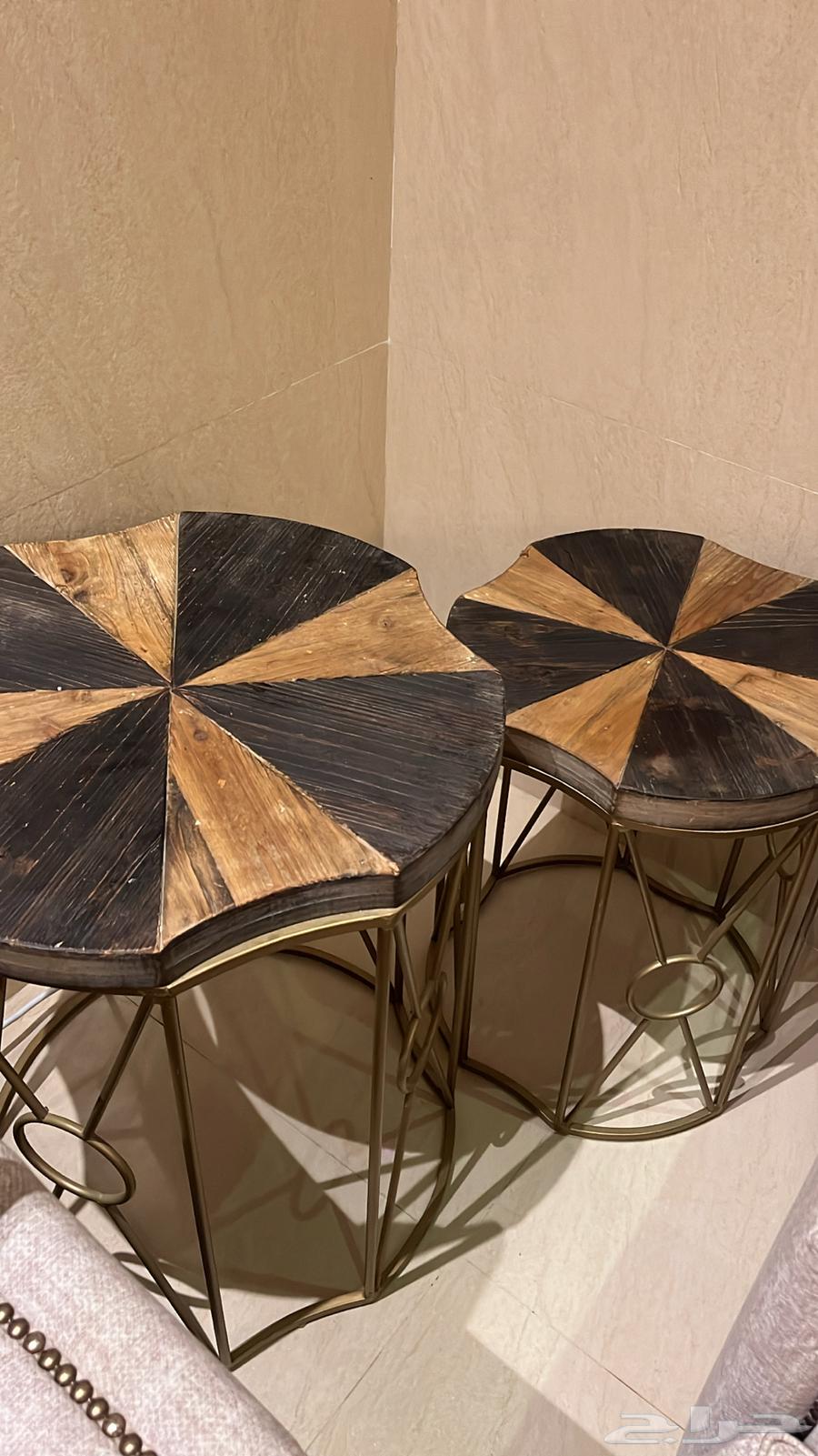 طاولات ضيافه مع طاولتين خدمه64541864257922111