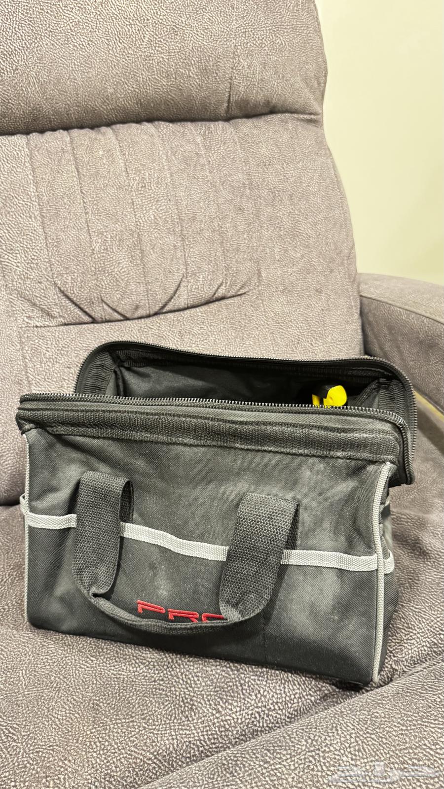 Rehabilitation workshop bag used only once64537616545921113