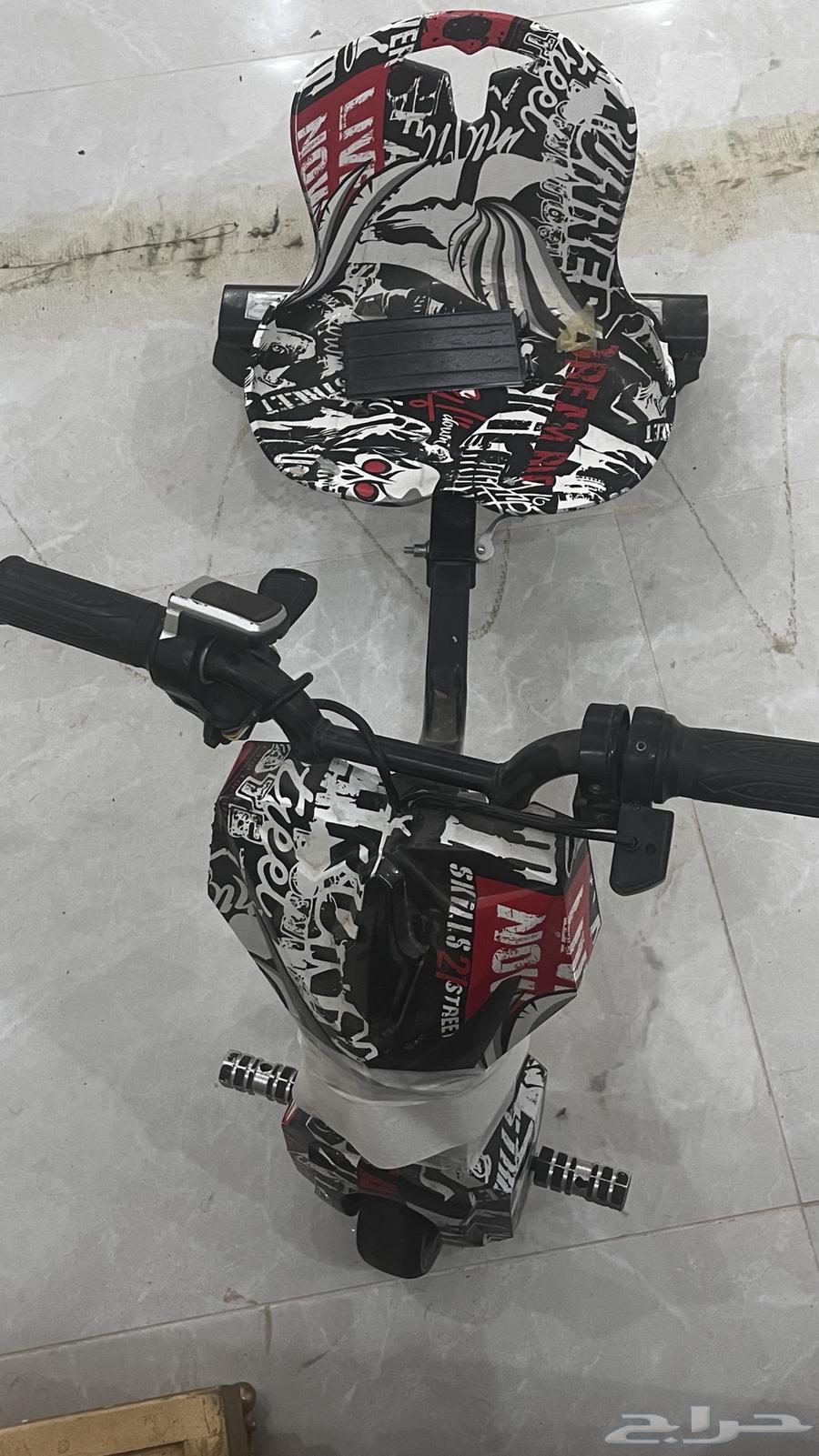 Children's scooter for sale, in good condition and working well64537491012225111