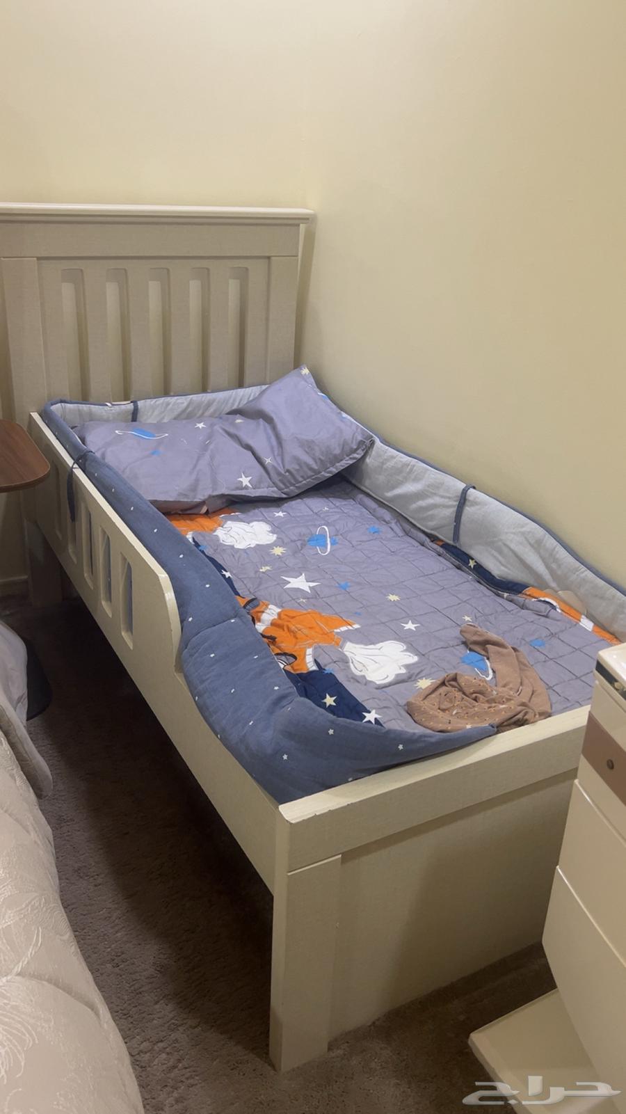 Children's chair, used for only one year64542686180227110