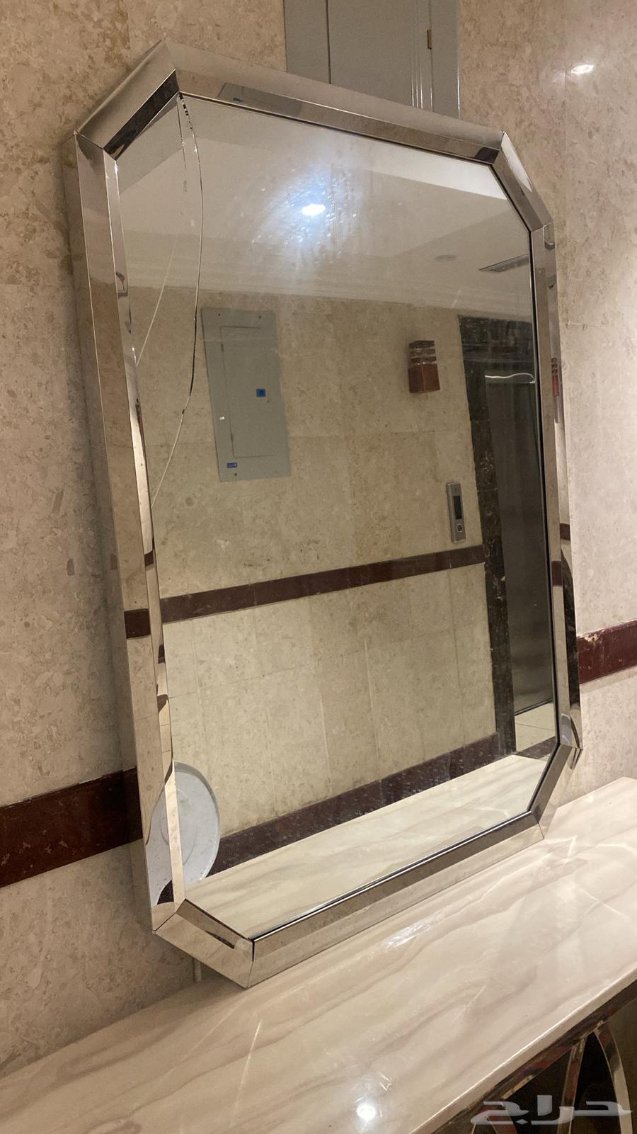 مدخل استيل فضي نظيف64540709019778112