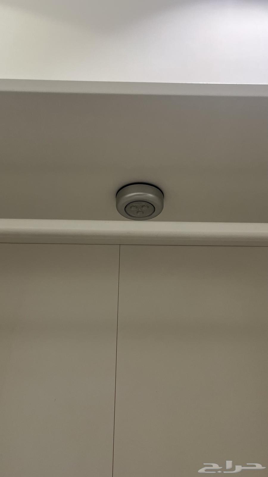 دولاب من ايكيا ممتاز جدا64538834630018112