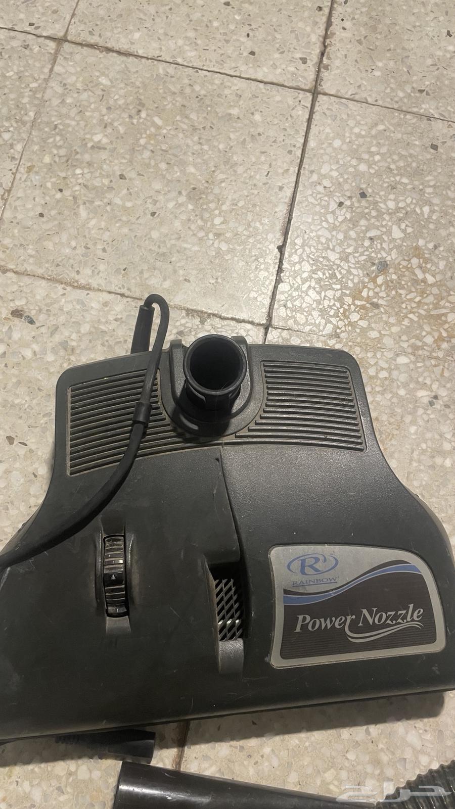 مكنسه نضيفه مافيه ولا خراب استخدمة أربع مرات فقط64542500970113114