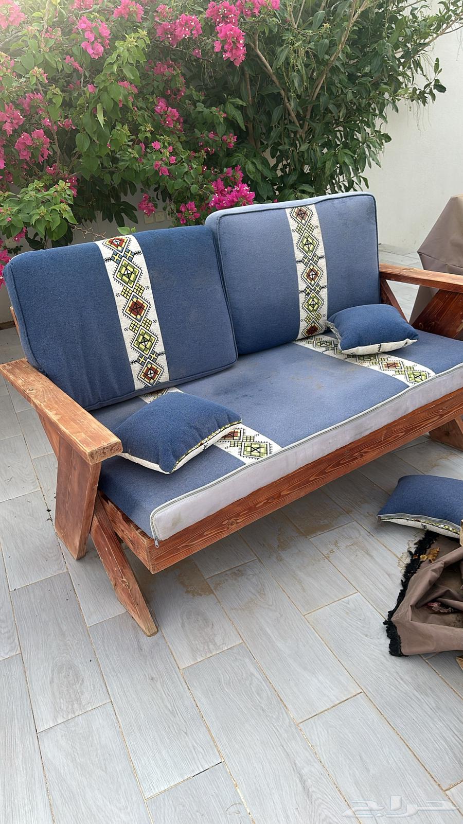 للبيع فرن   مكيف   مدخل   طاولات   جلسه خارجيه64543351893250114