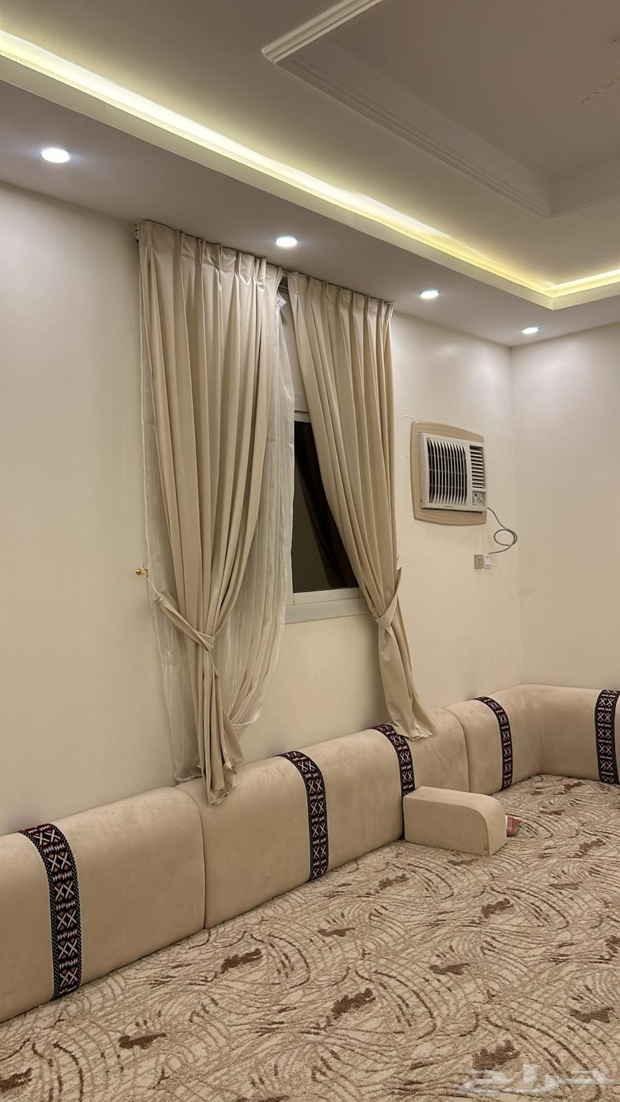 Back support64541378862977110