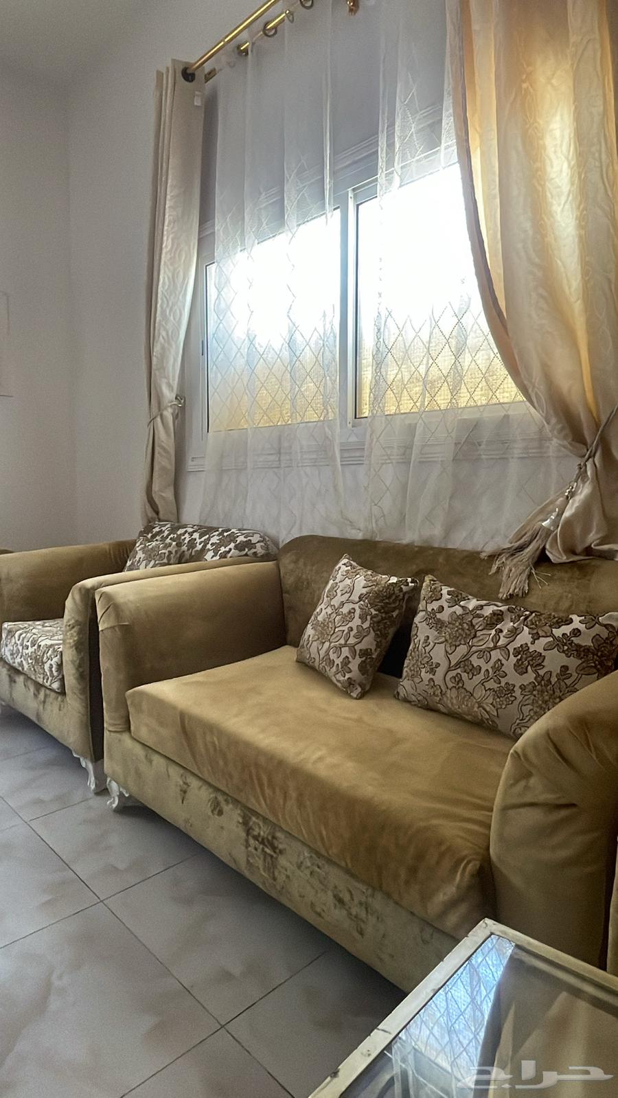 كنب ذهبي64537366096002110