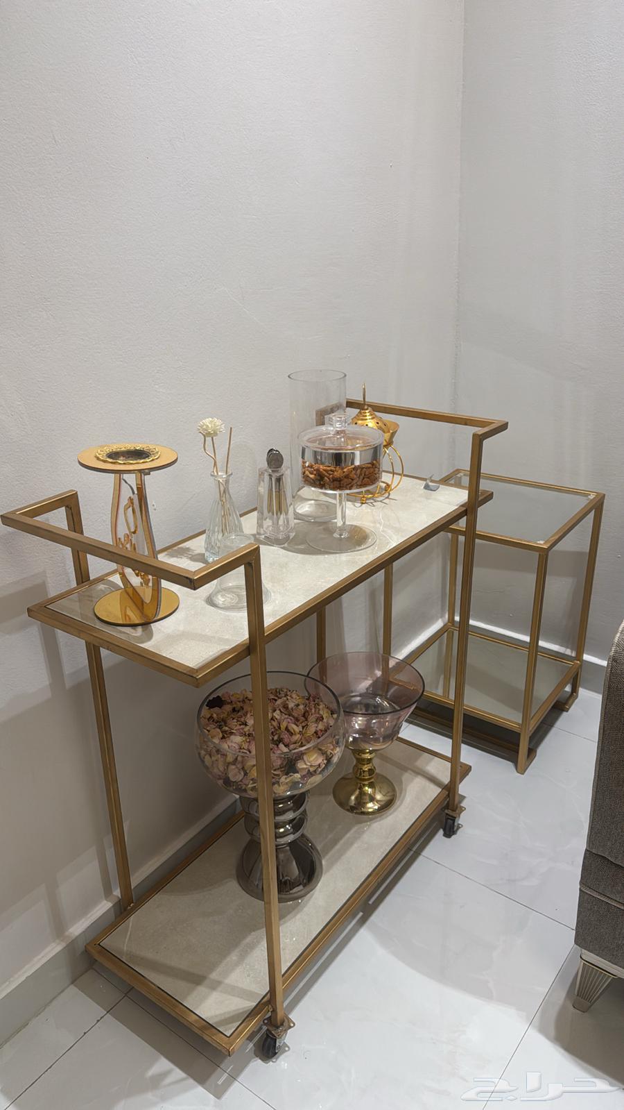 Coffee table and cart64535917344642112