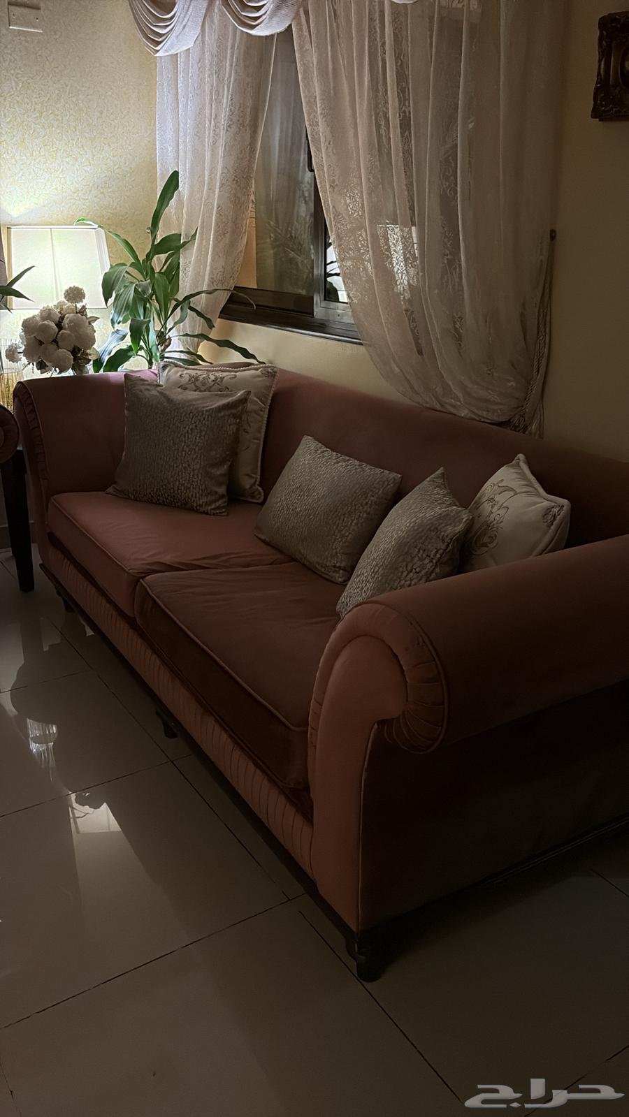 كنب للبيع64538289283073110