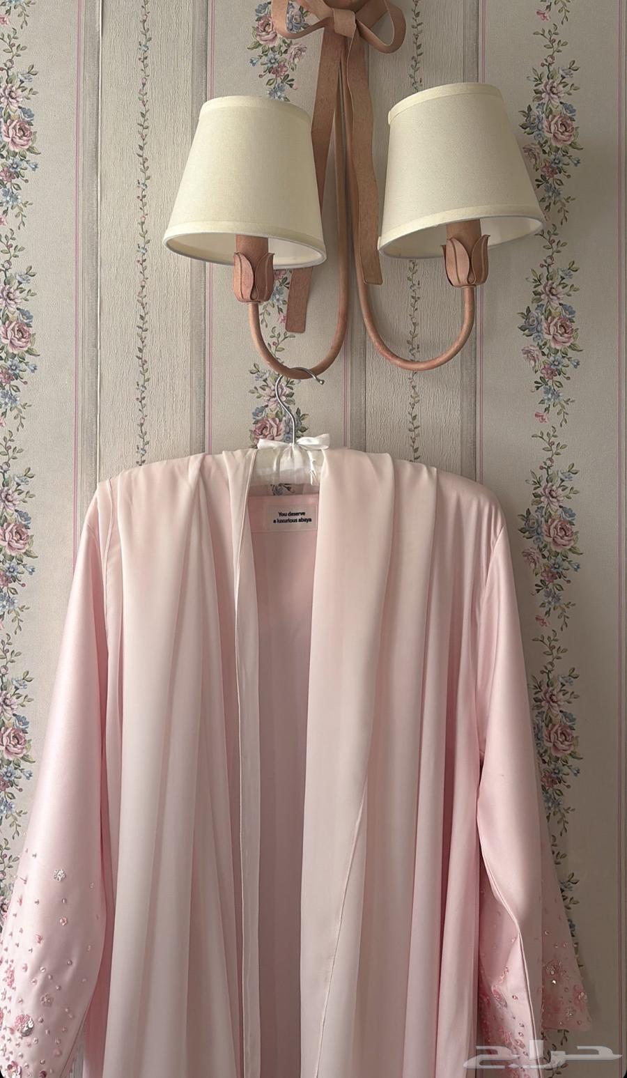 عباية لون وردي مع خرز تطريز مورد64542118760963113