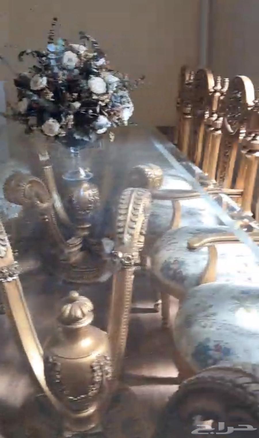 طاوله طعام فخم جديد انتيك64537379945985112