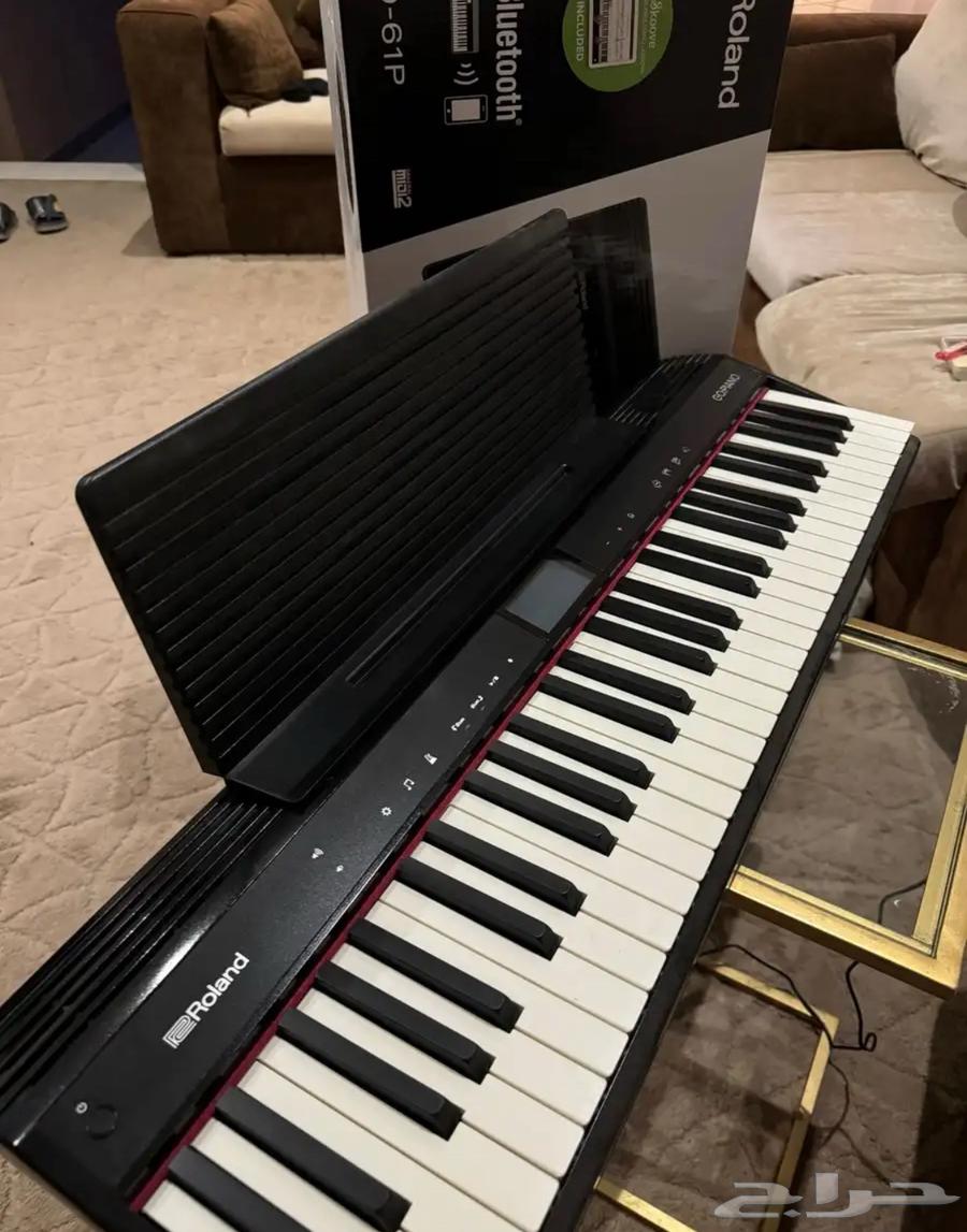 بيانو رولاند64535568970113110