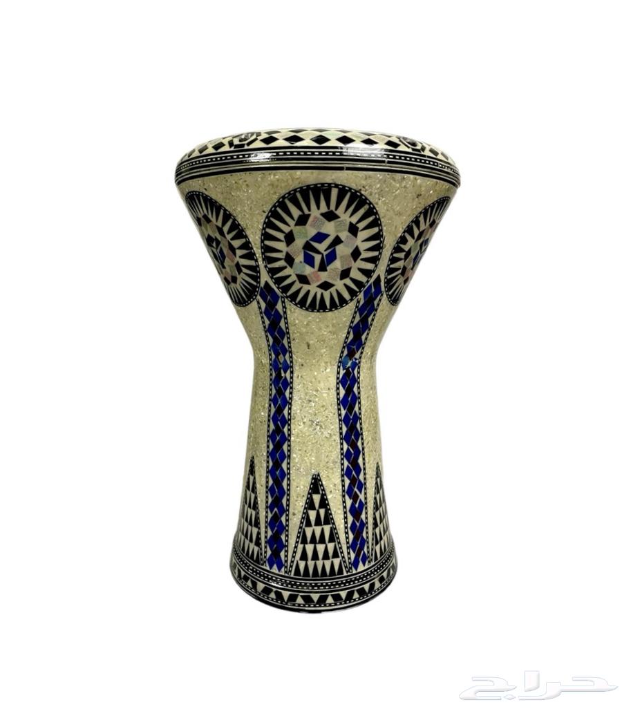 Egyptian Tabla with Shell64542628722946114