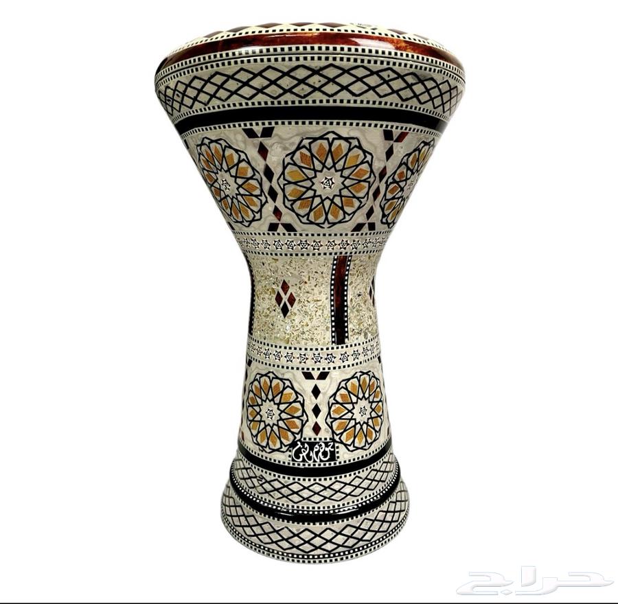 Egyptian Tabla with Shell64542628722946110