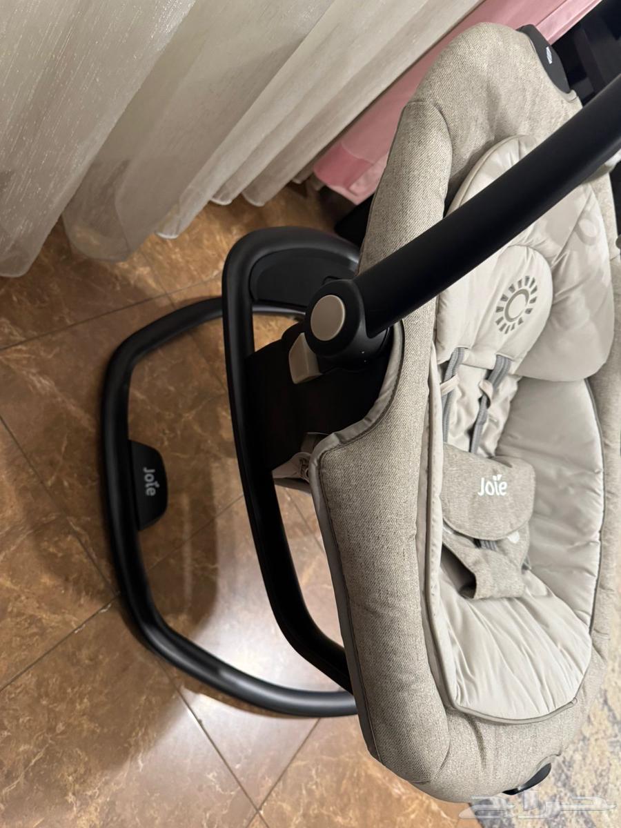 Serena 2-in-1 Joie New Rocking Seat Used Only Once64535212150017110