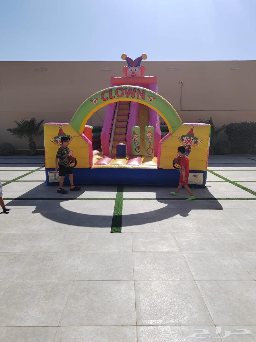 For sale used and clean slide tent with unique design64535889601027113