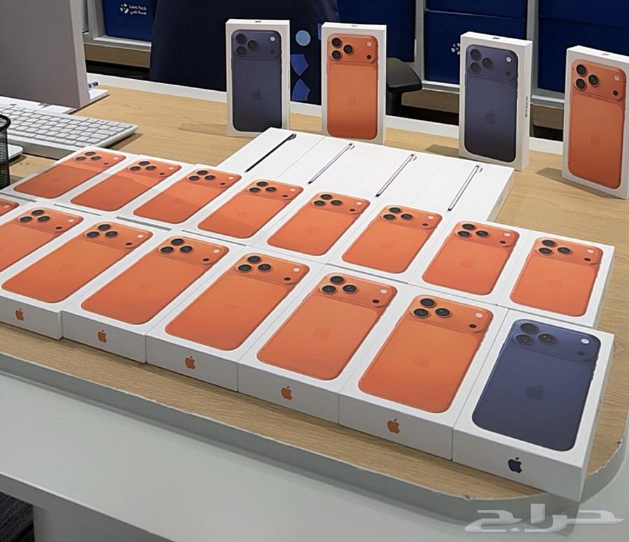 ايفونات 17 برو ماكس وبرو جميع الالوان متوفره والذواكر64541079677315110