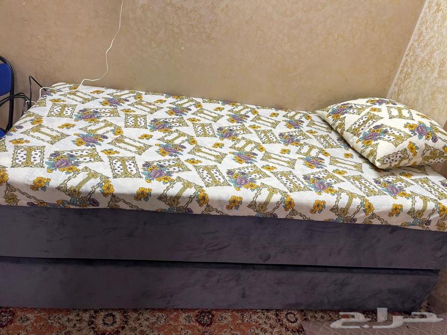سرير نظيف وجديد   سبب البيع ضروف خاص64536599292163110