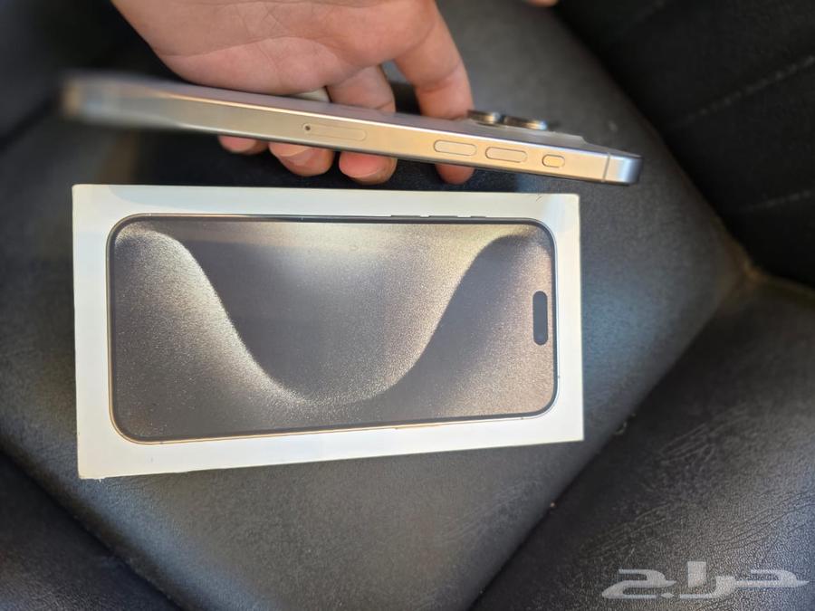 iPhone 15 Pro Max64542728944385114