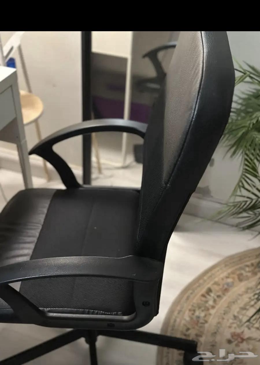 Office table and chair64540380542593112