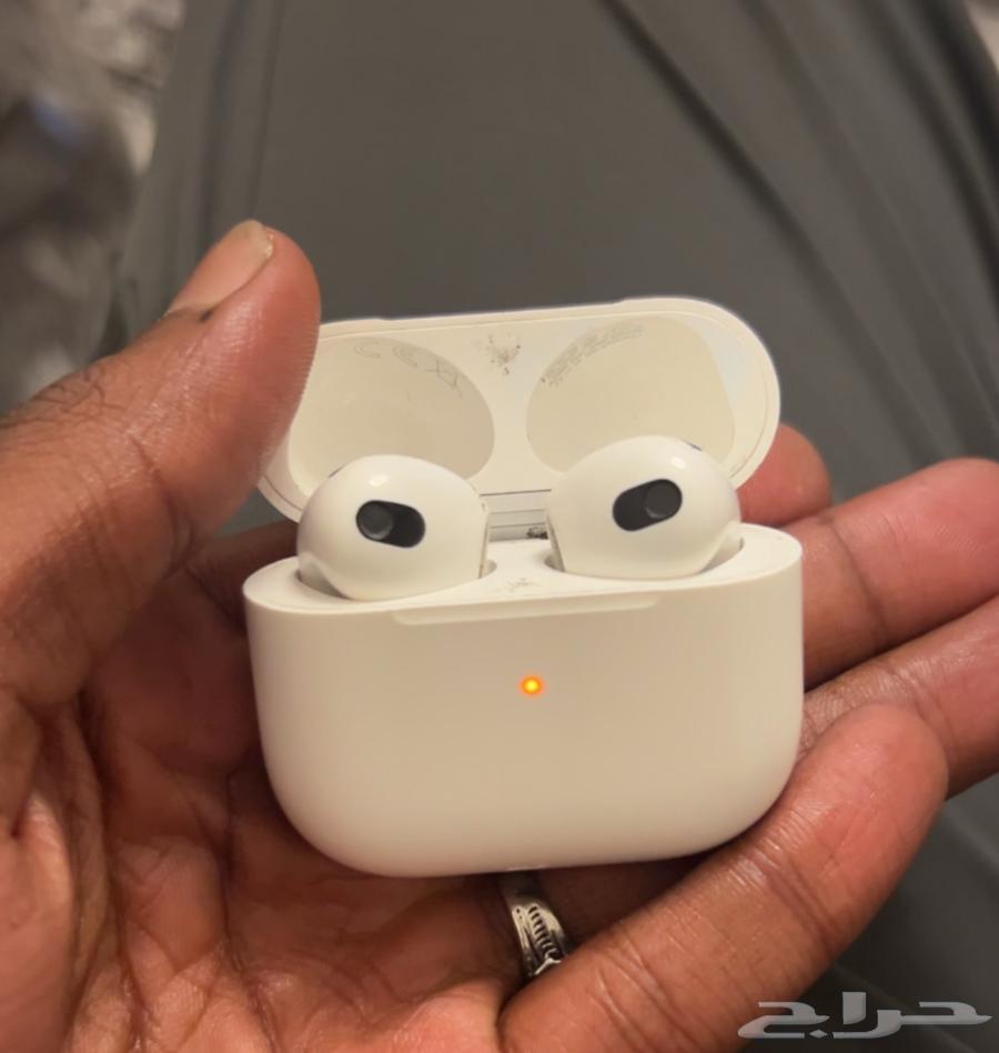 سماعة ايربودز الجيل الثالث اصلية من شركة آبل عالسوم64528393987075113