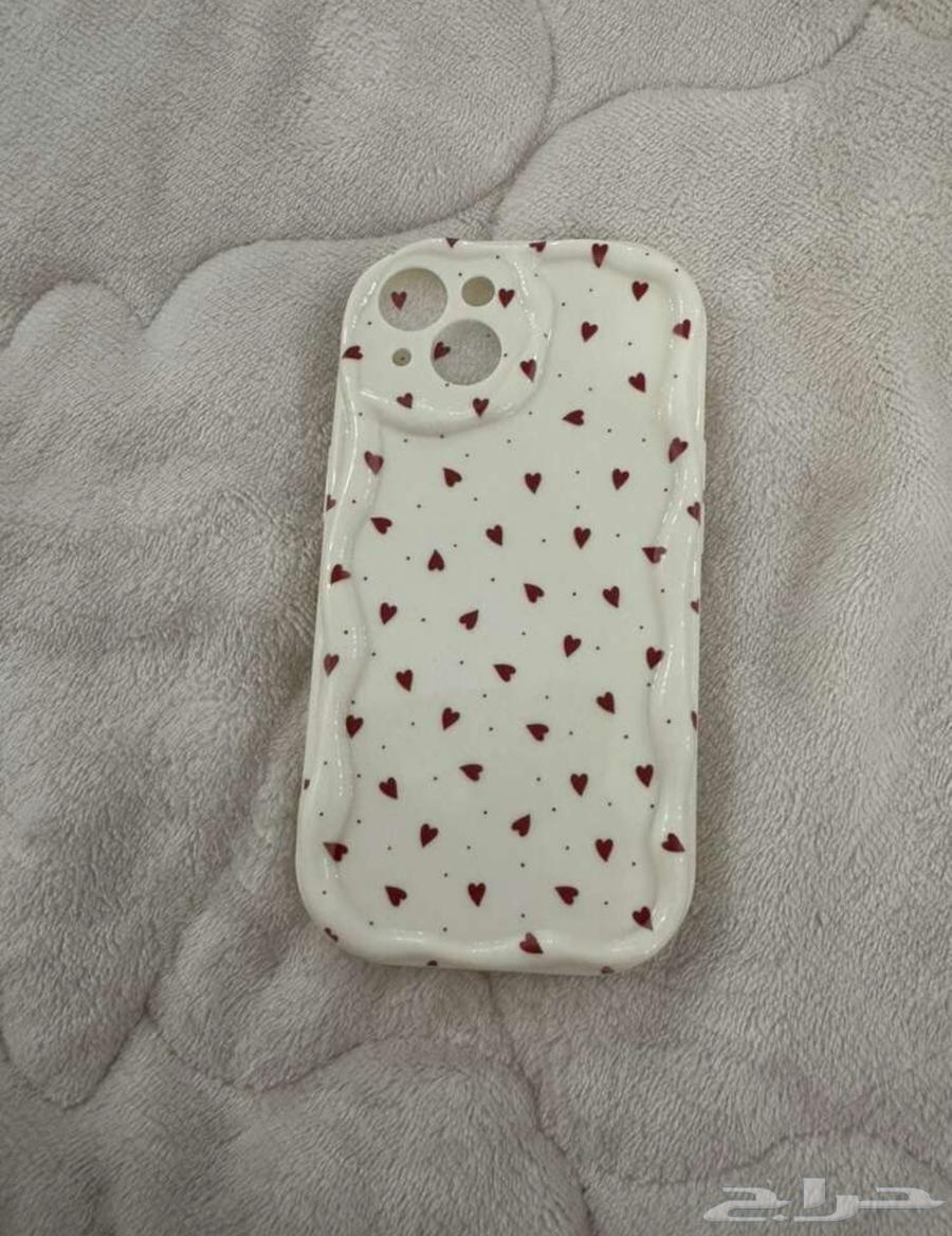 كفر جوال نسائي نظيف آيفون 13.64535568937603110