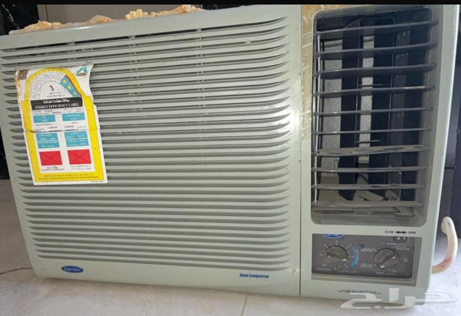 Air conditioners used for only one year, reason for sale is relocation64540024824321111
