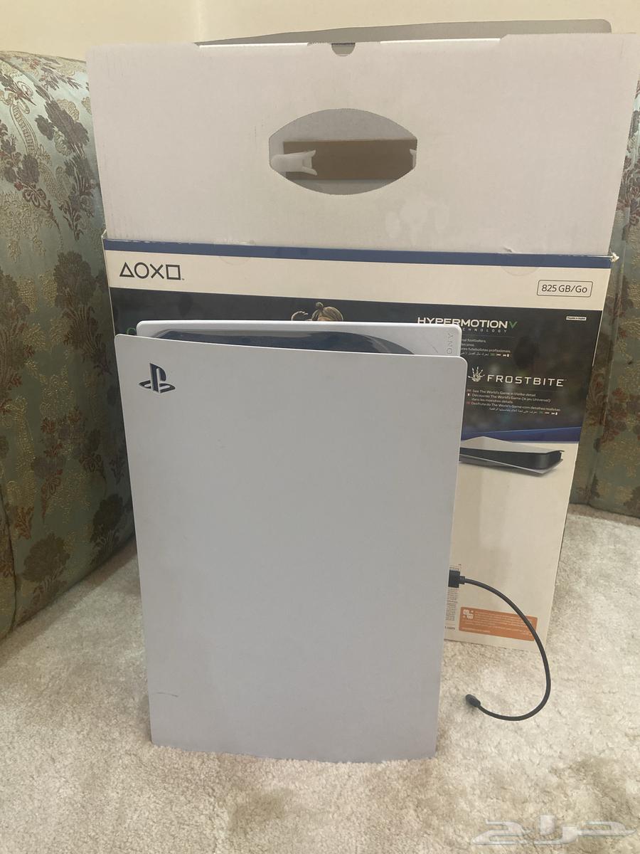 سوني 5جديد مااستدخم الي نادر وله فحص وبدون بخوش ويده معه64541421631106110