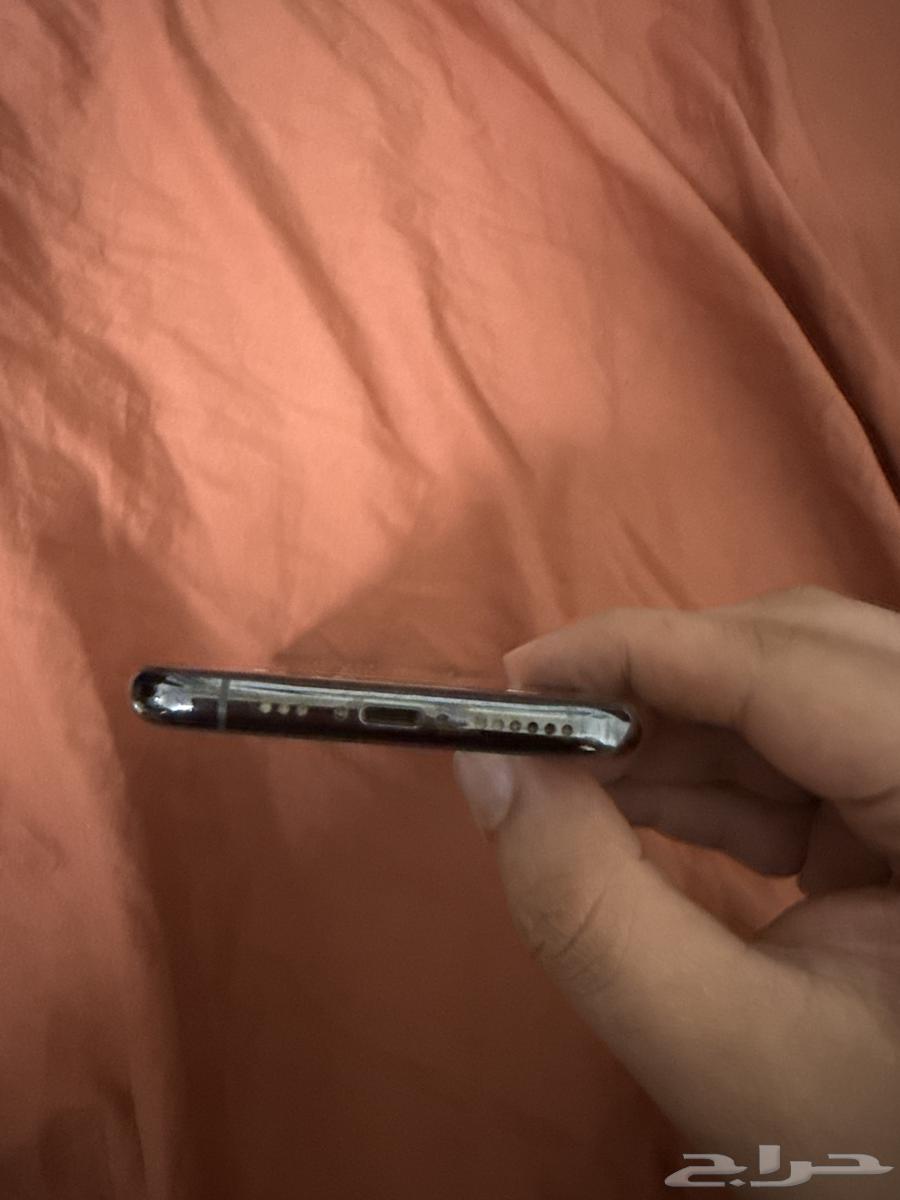 ايفون 11 برو 256 قيقا   iPhone 11 pro 256 ( نظيف )64536014713347112