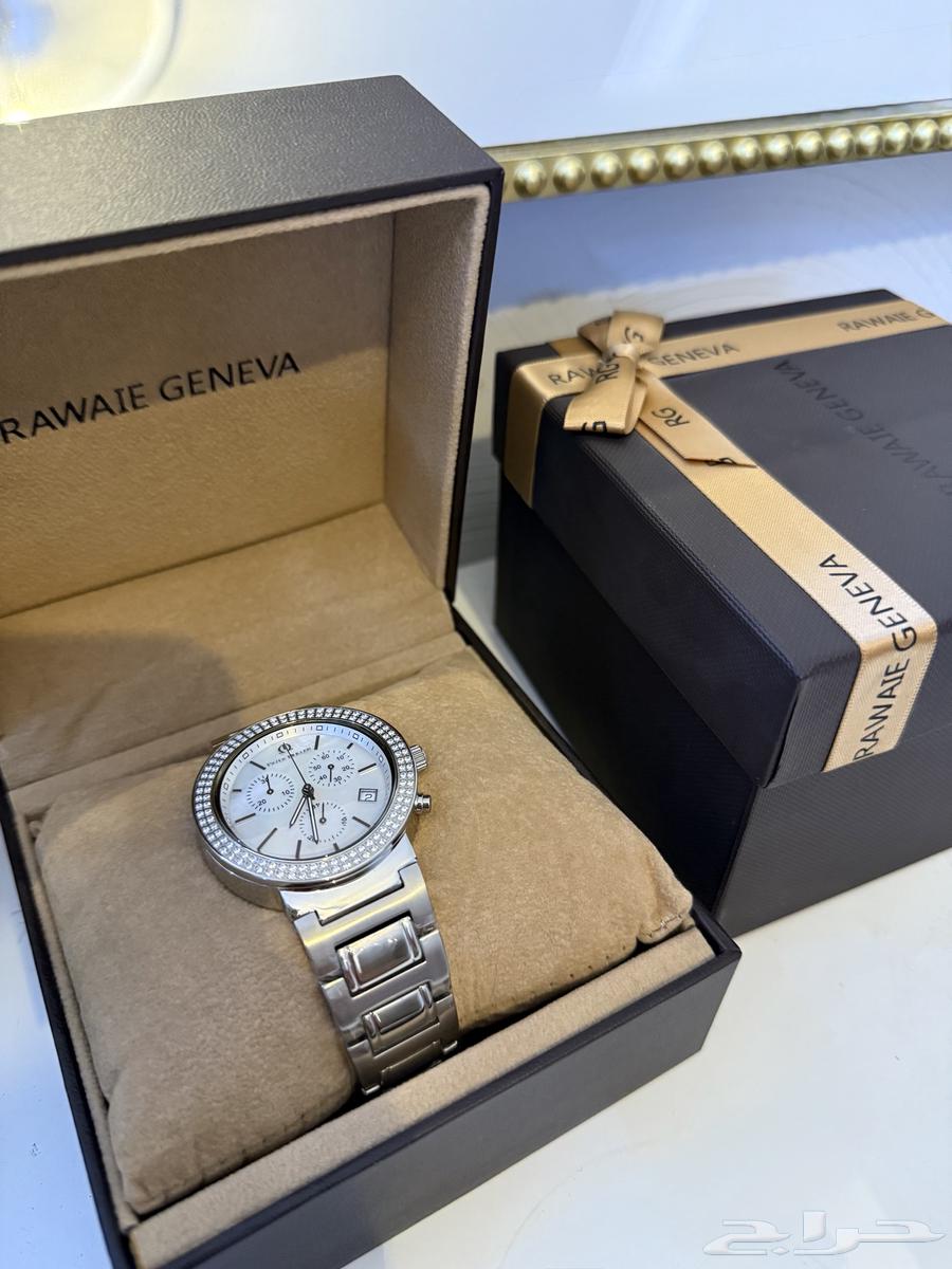 ساعه جديده للبيع مع البكج حقها64535569000706111