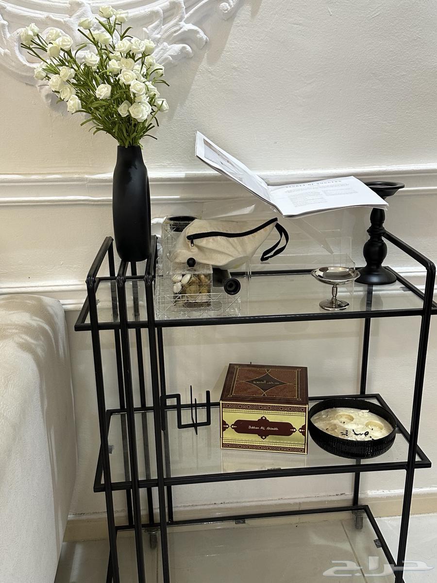 كنب جديد سبب اللبيع النقل من البيت مع الطاولات والزوليه64540467386755110