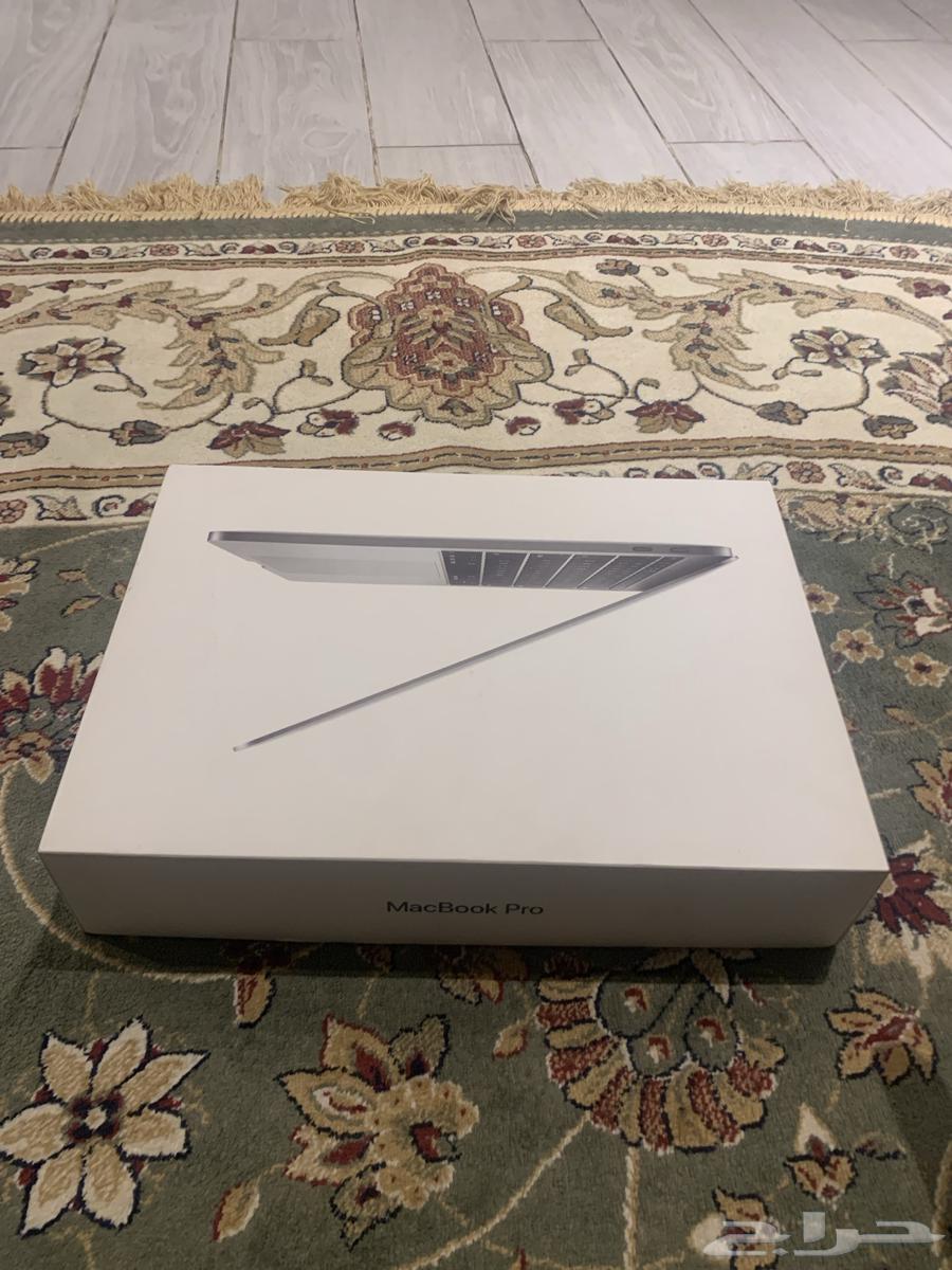 Apple Computer 2017 Edition64538674835586114