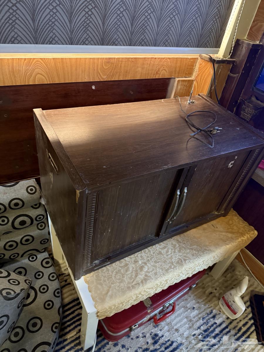 تلفزيون سانيو قديم64536571465218111