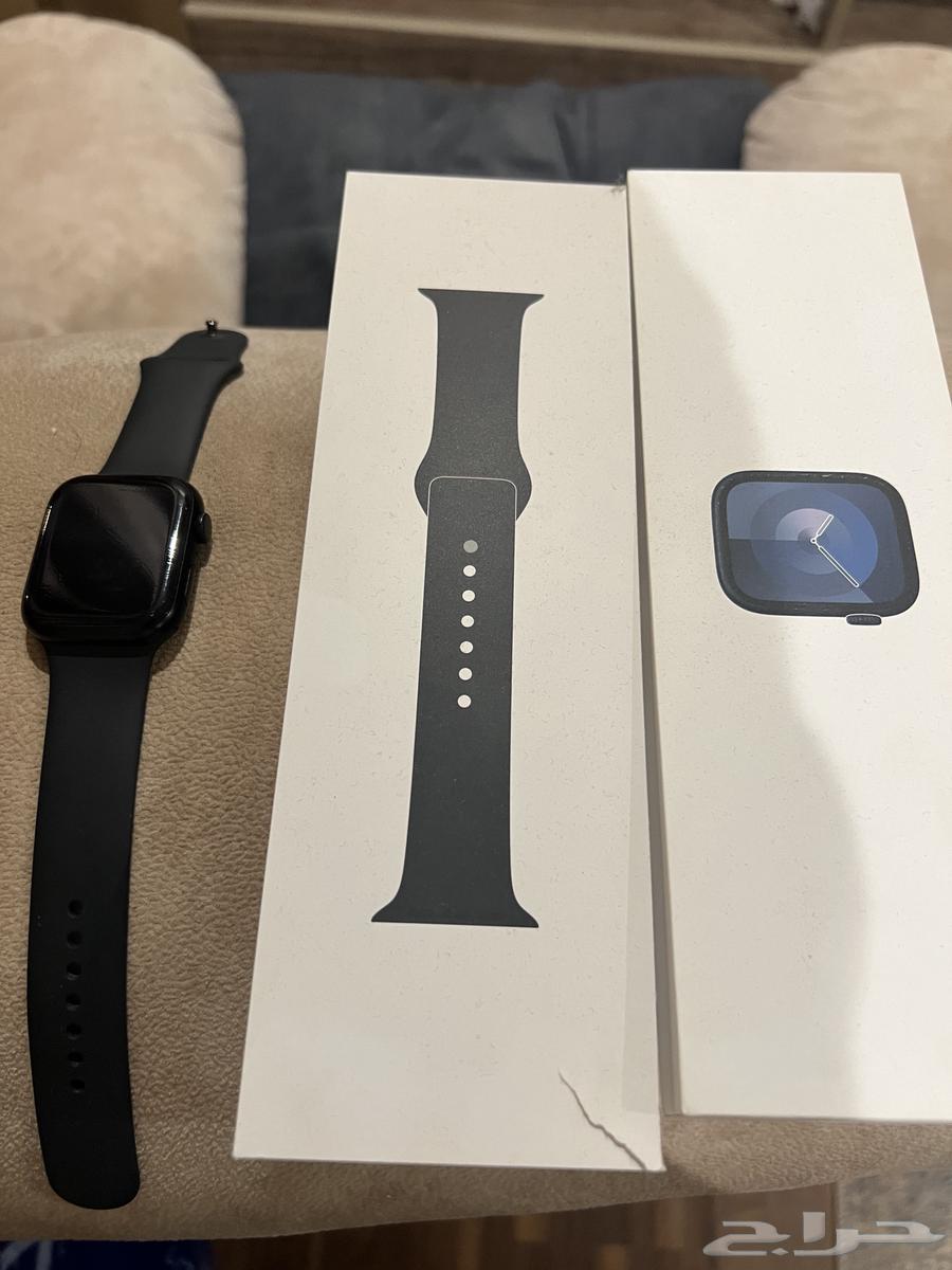 ساعة ابل الجيل التاسع نظيفه جدا لون كحلي64535848042242111