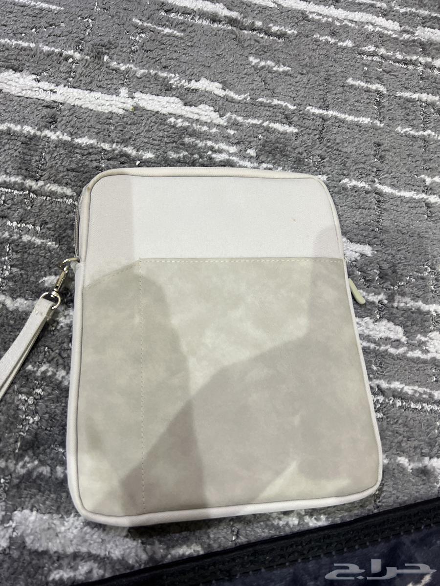 iPad Keyboard64486702728323112