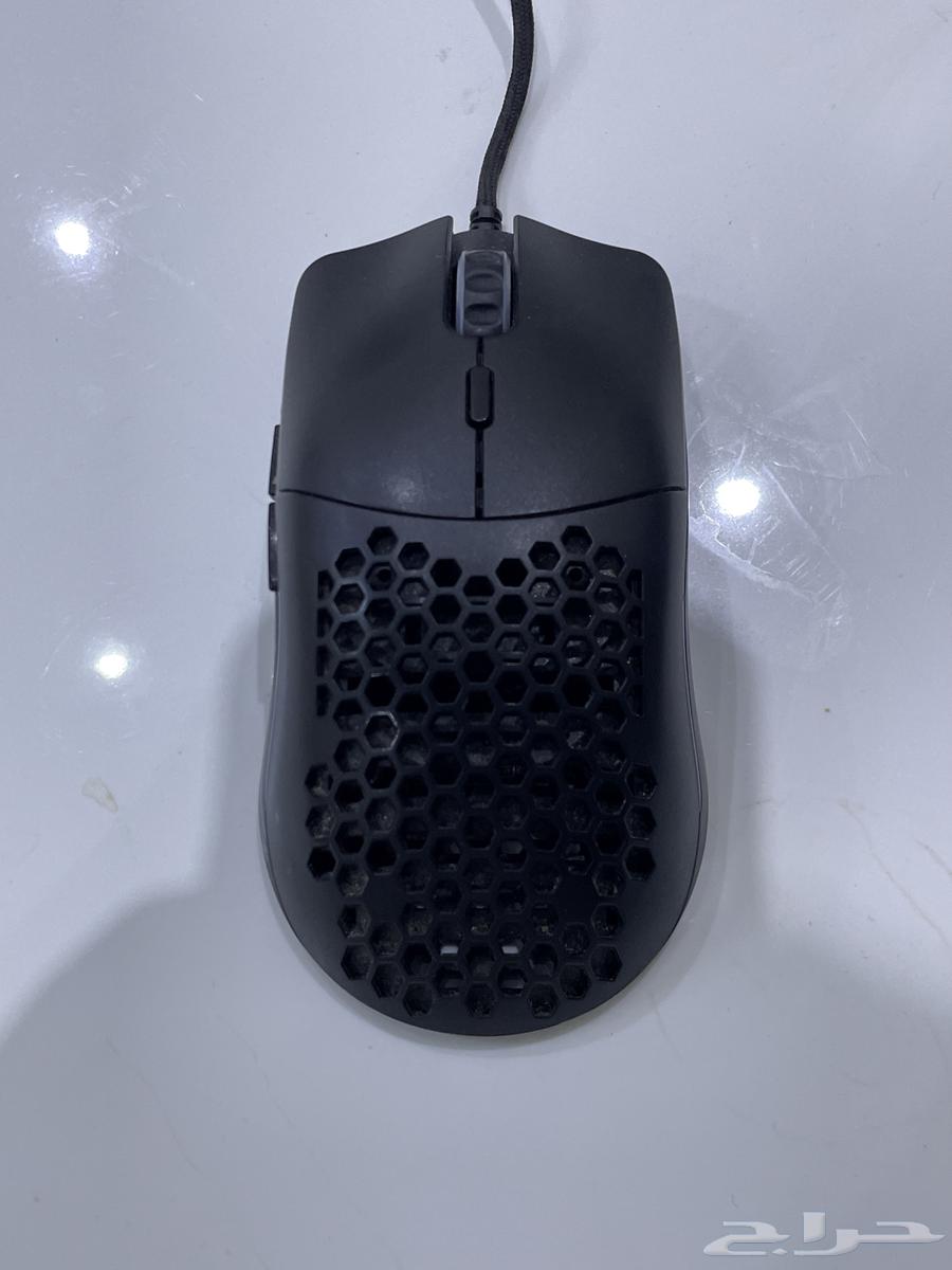 ماوس قلوريوس موديل او شبه جديد مايشتكي من شي (سلك)64543224809475110