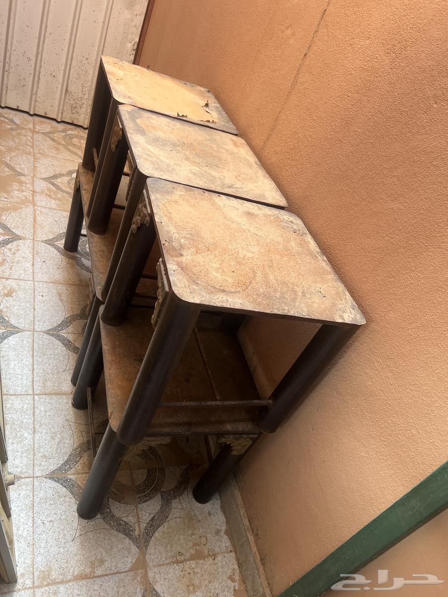 اربع كراسي حديقة او مخيم للبيع مع خمس طاولات خدمه64539514468098112