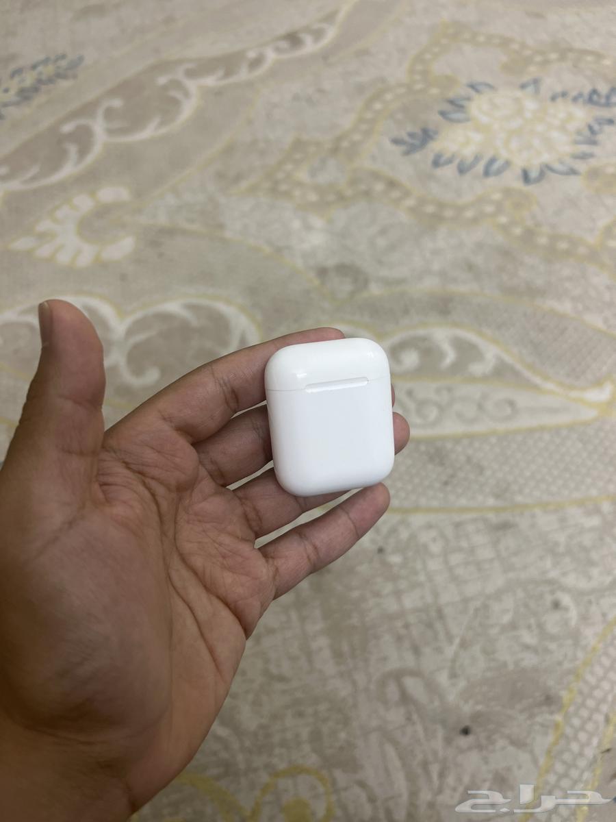 ايربودز ابل الجيل الثاني - نظيفه جدا64539825574657110