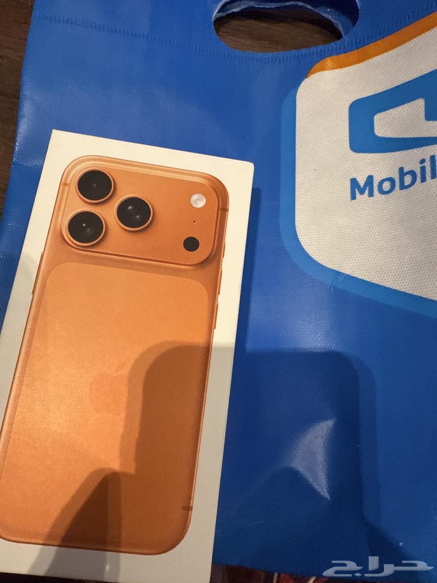 آيفون 17 برو 25664542288937090110