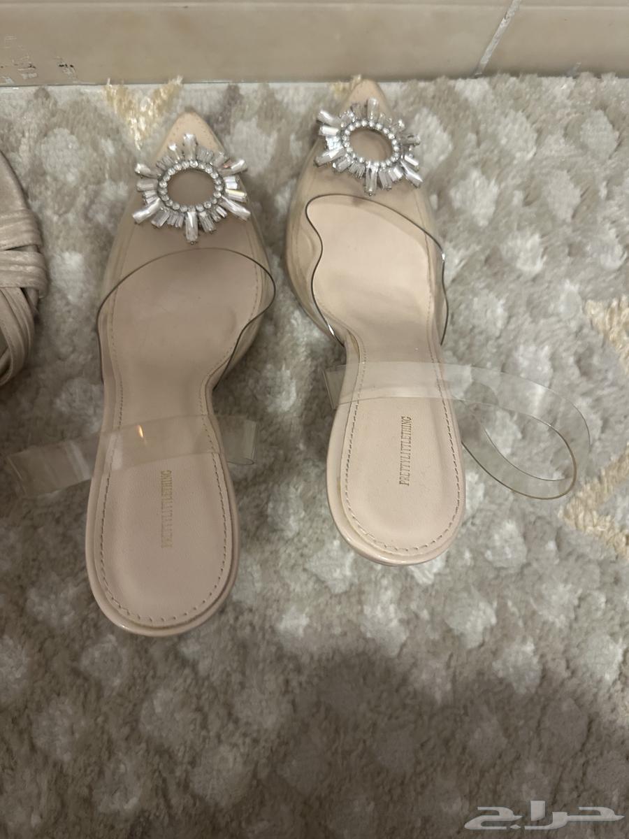 شنطتين وجزميتين استعمال قليل64535527375618110