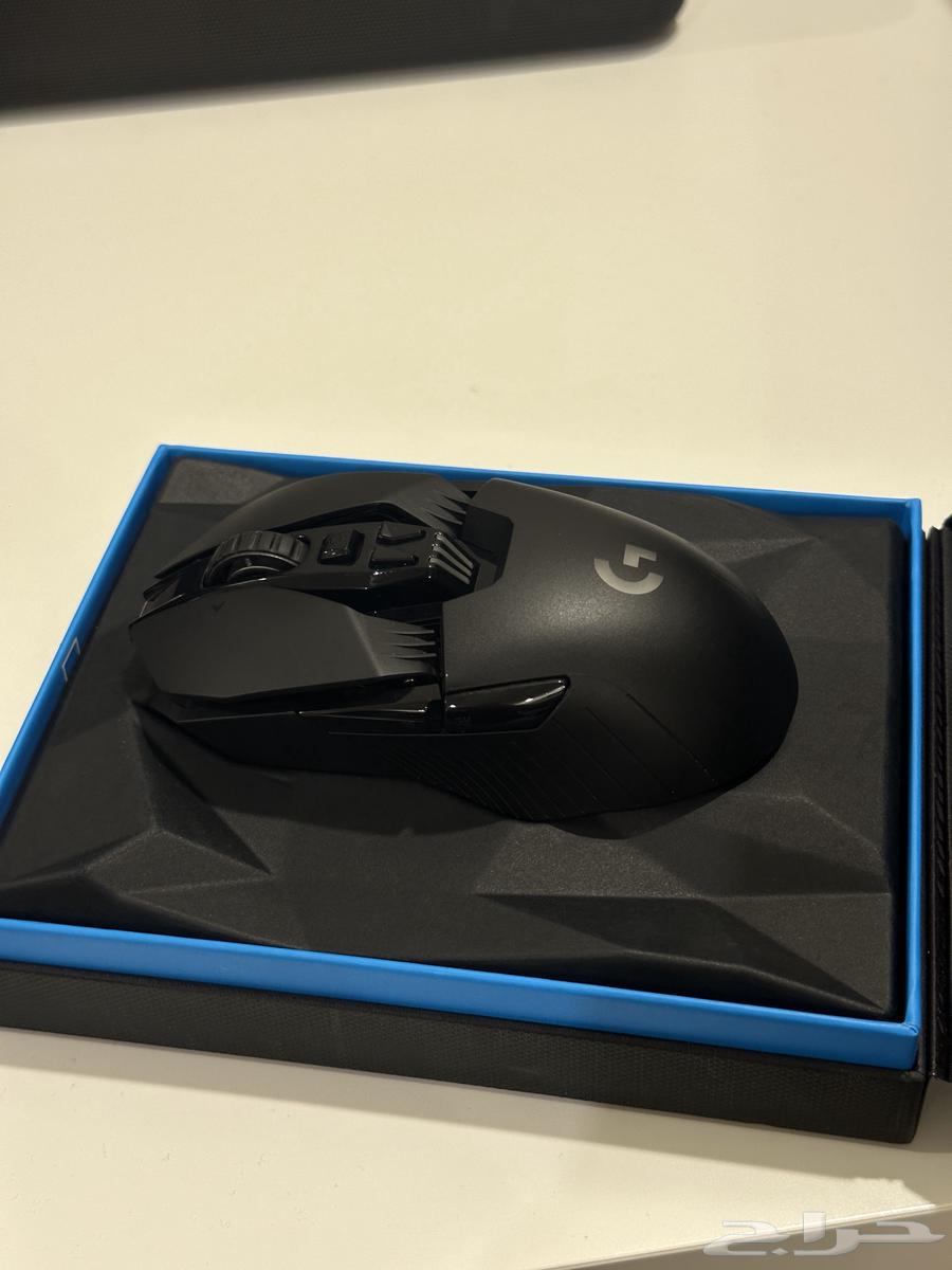 للبيع (ماوس وماوس باد لاسلكيي وكيبورد) من لوجيتك نظيفة جدا64535364752257111