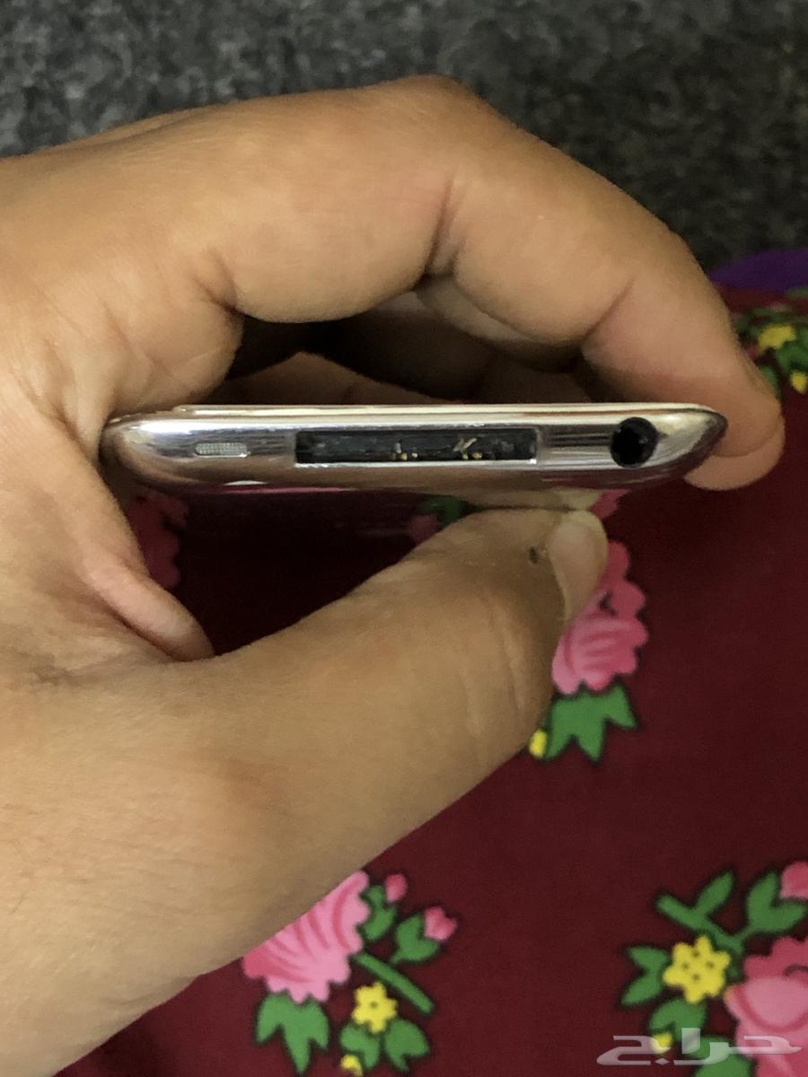 ايفون اي بود نادر64538527872897112