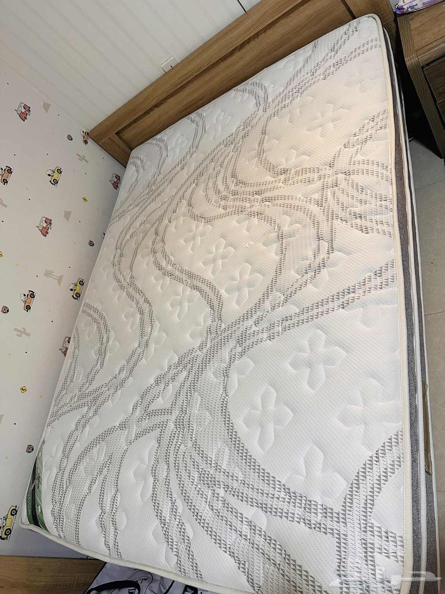 مرتبه 150 سم من هوم بوكس نظيفه جدا و تعتبر جديده64543267288065114