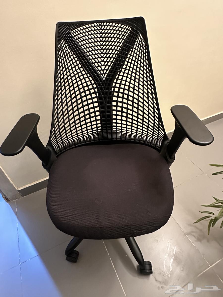 للبيع كرسي هيرمان ميلر سايل64542331194497110