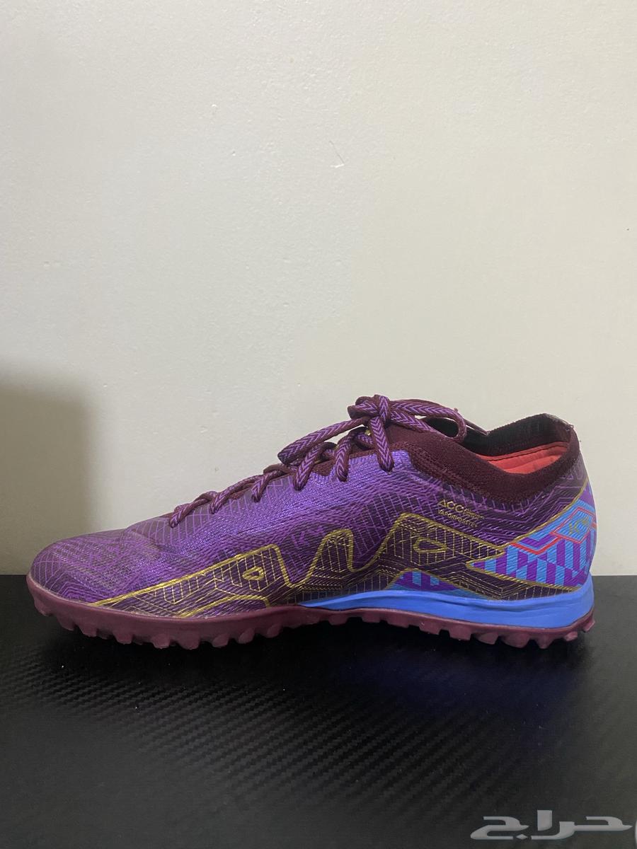 جزمه نايك و انتم بكرامه (اصليه و ارخص سعر بي السوق)64540893516546113