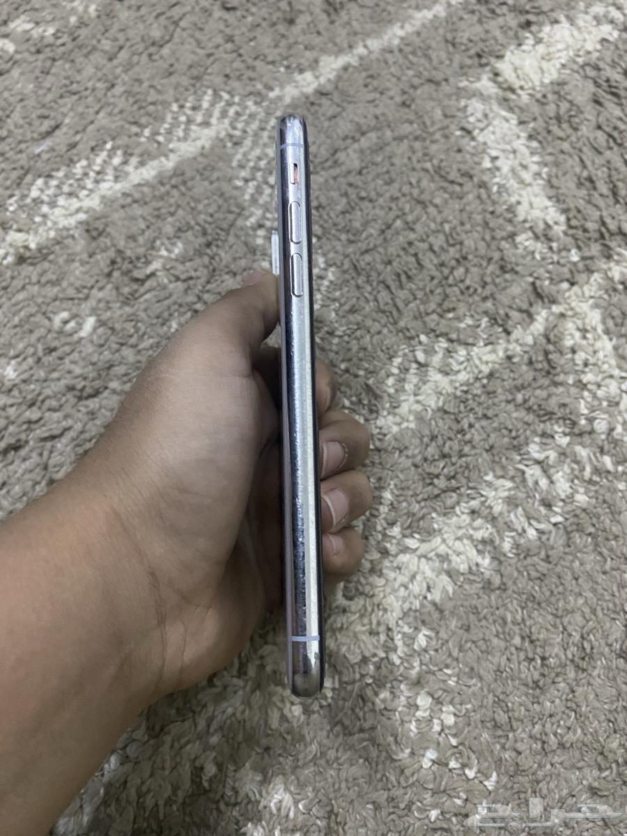 جوال ايفون x جديد بس منكسر الحمايه 60064541464256641113