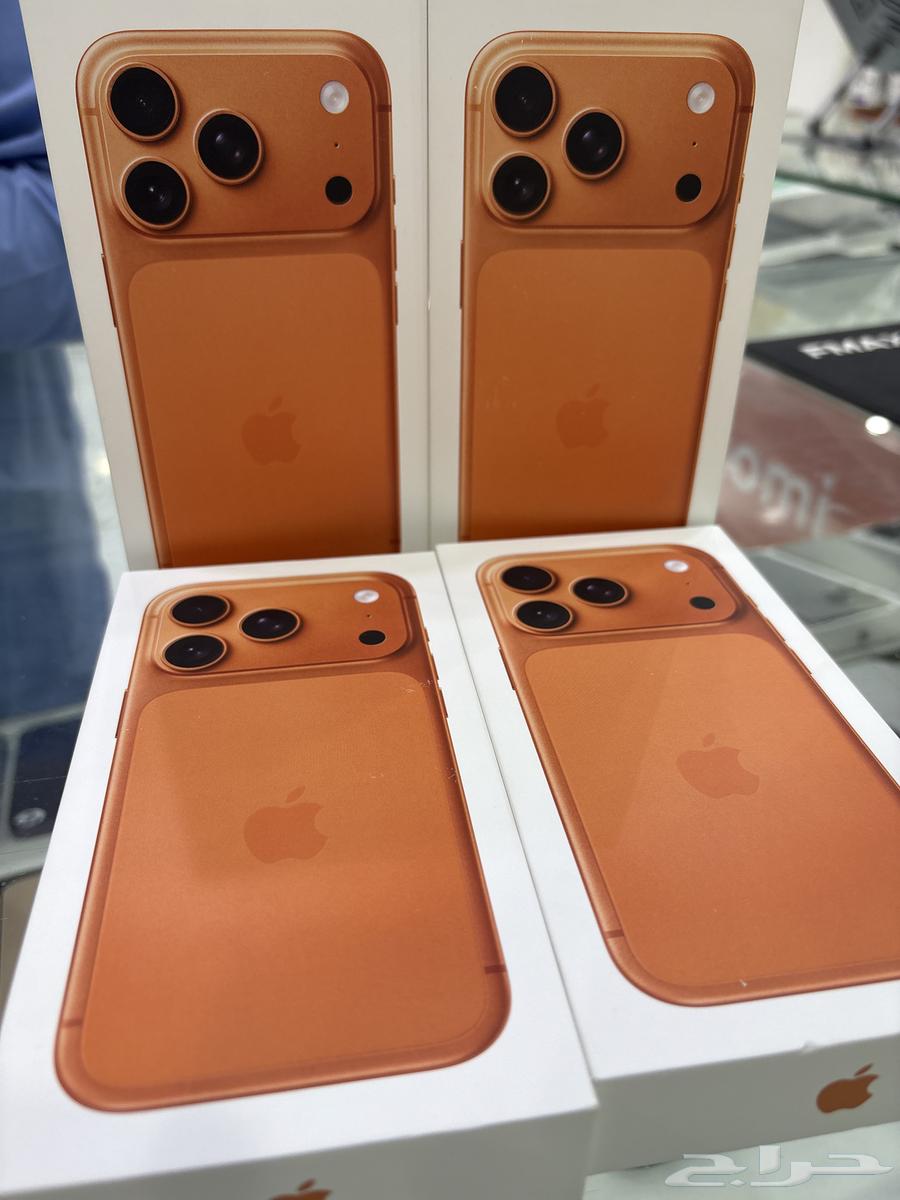 iPhone 17 Pro 256 and 51264542600580995111