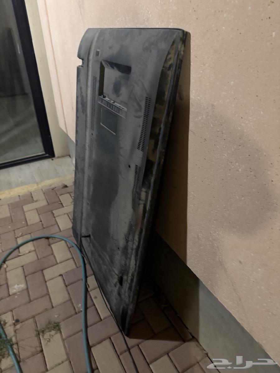 شاشة سامسونج 60 بوصة خربانة64537128150145110